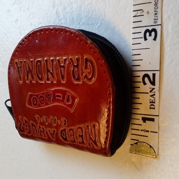 Need a Hug call 1-800 Grandma Coin purse - Picture 4 of 6